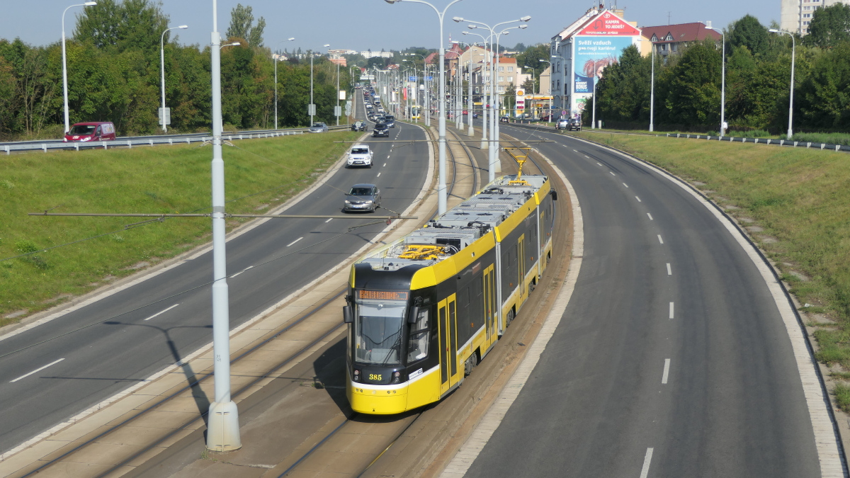 Пльзень, Škoda 40T ForCity Smart № 385