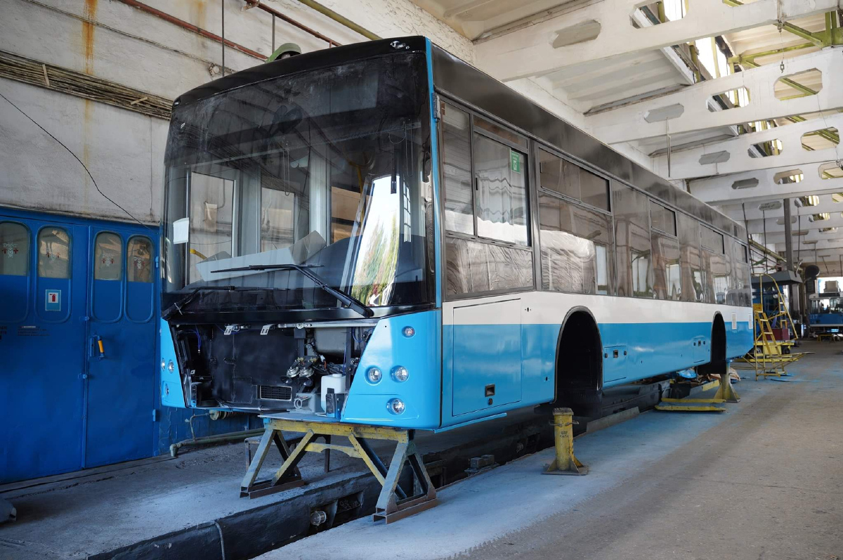 Винница, PTS 12 № 052; Винница — Изготовление и презентация троллейбусов VinLine (PTS-12)