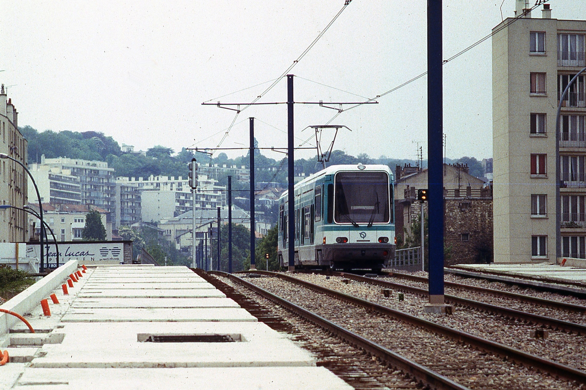 Париж -  Версаль -  Ивелин, Alstom TFS2 № 201 Париж -  Версаль -  Ивелин, Alstom TFS2 № 201