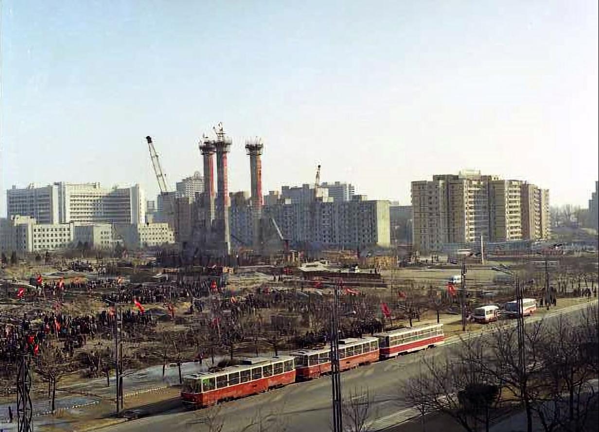 Пхеньян — Исторические фотографии — Трамвай и Троллейбус (1991+)