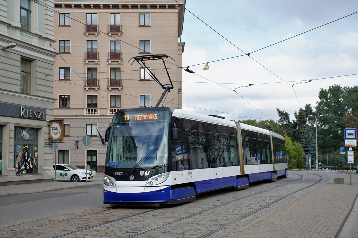 Рига, Škoda 15T ForCity Alfa Riga № 57071