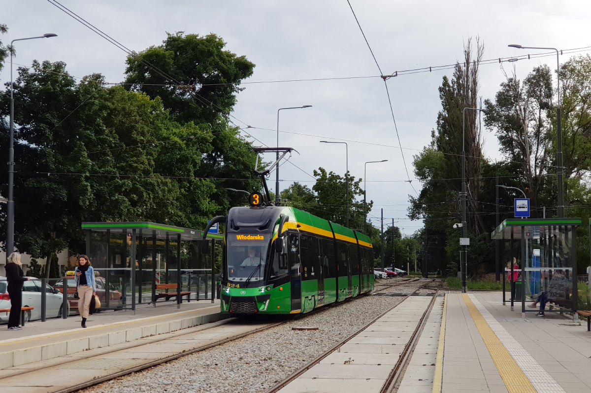 Poznań, Modertrans Moderus Gamma LF 03 AC BD — 924