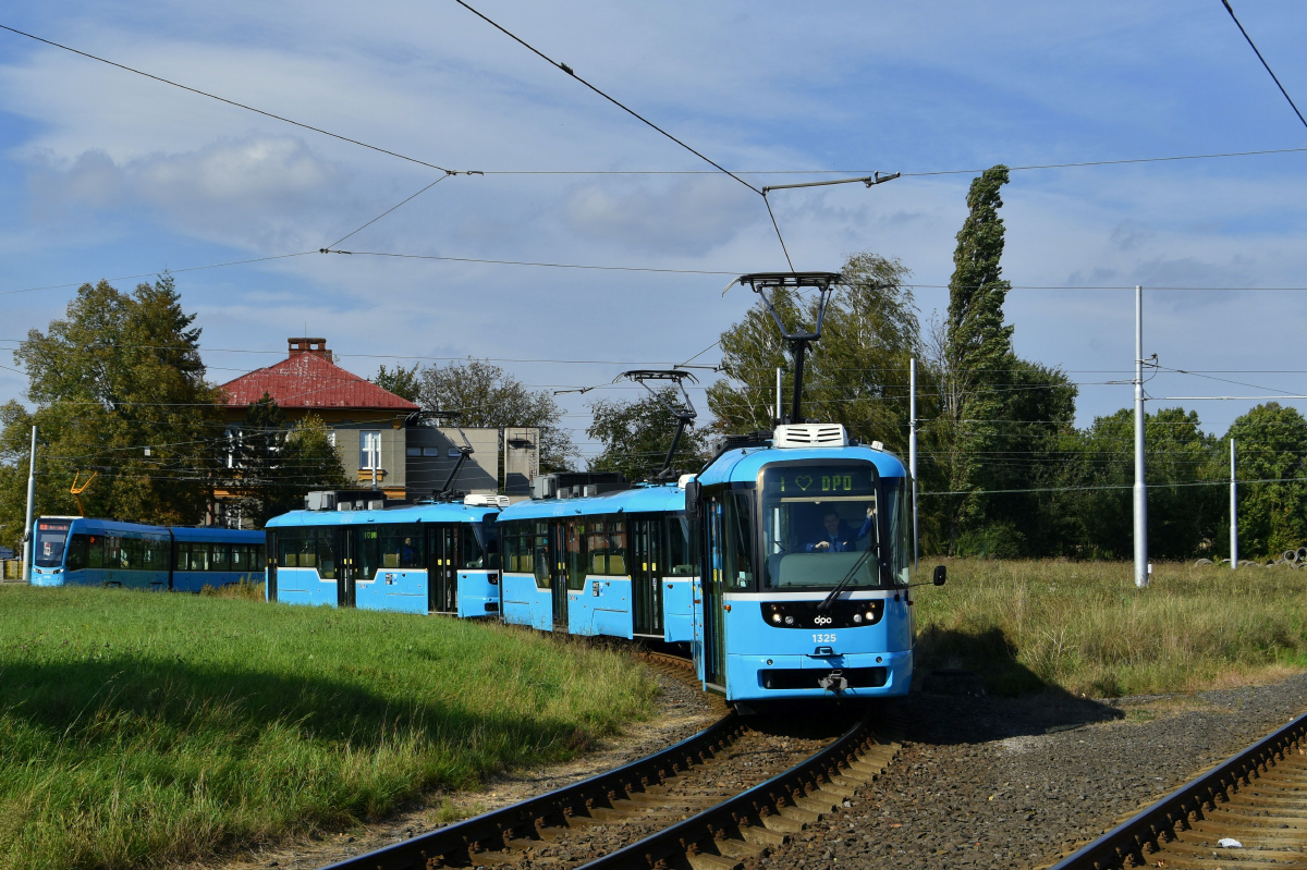 Ostrava, Vario LFR.E — 1325; Ostrava — Ostrava public transport workers' day 2021