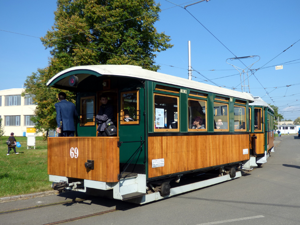 Ostrava, Graz 2-axle trailer car č. 69; Ostrava — Ostrava public transport workers' day 2021