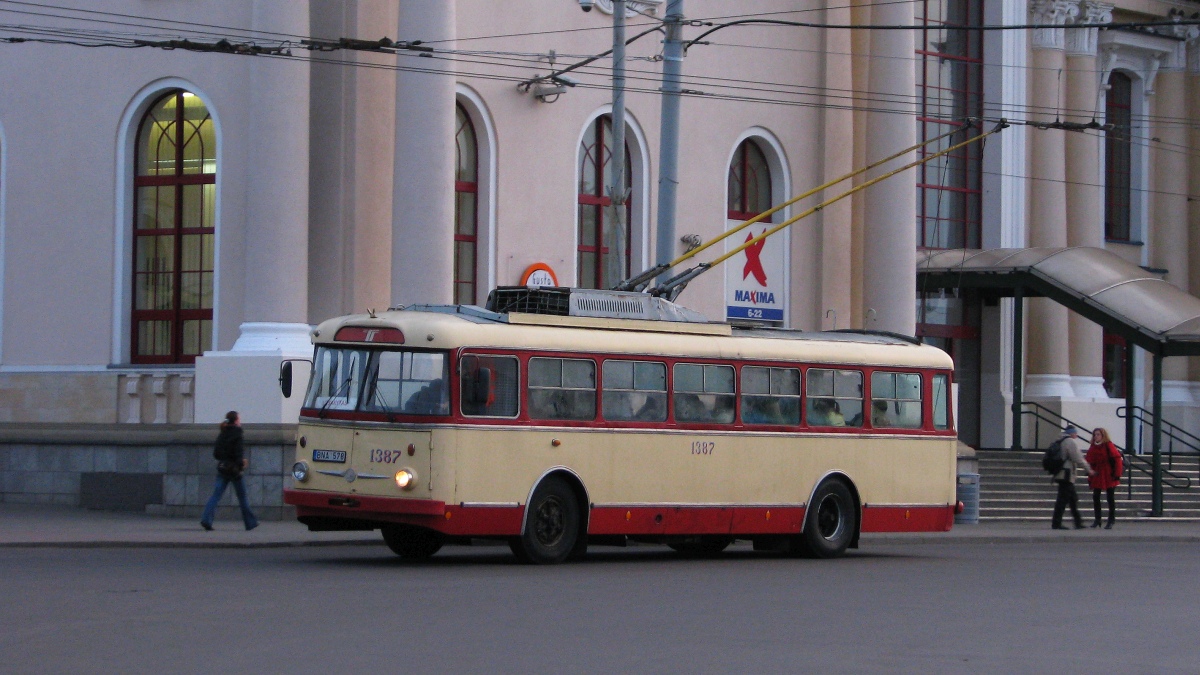 Вильнюс, Škoda 9TrH29 № 1387