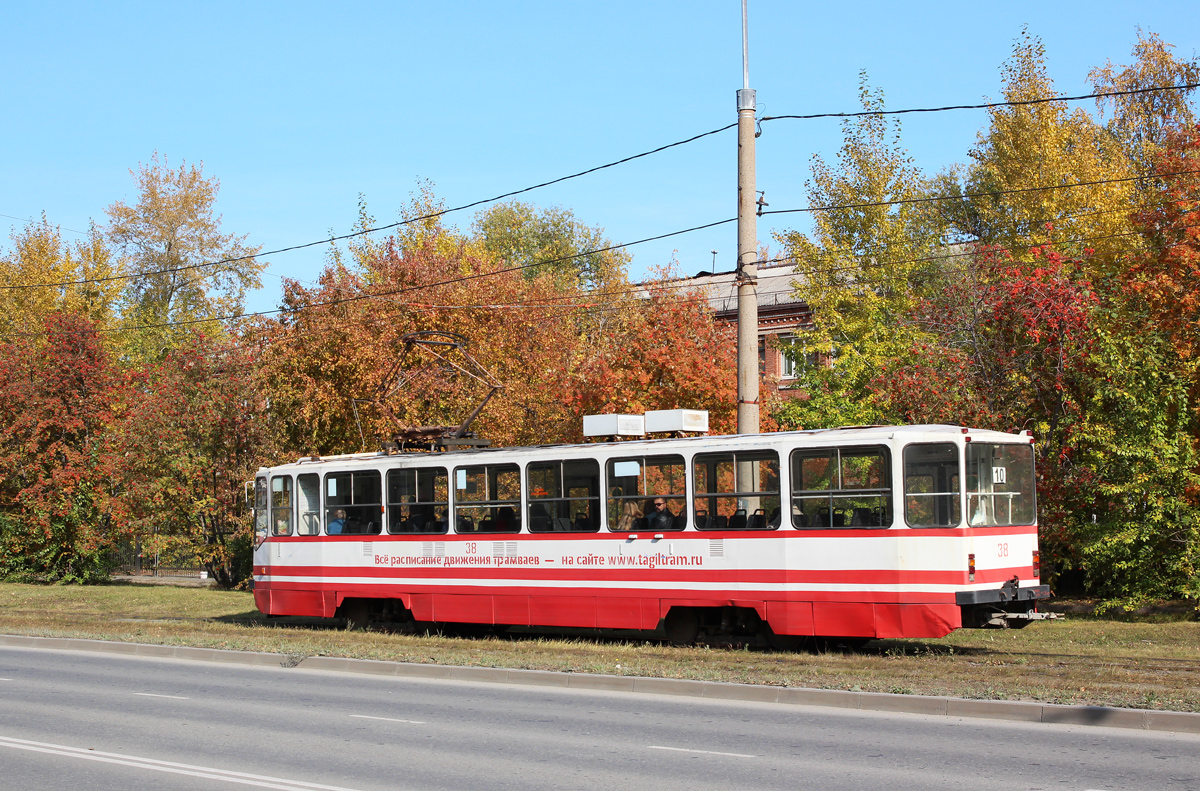 Нижний Тагил, 71-402 № 38