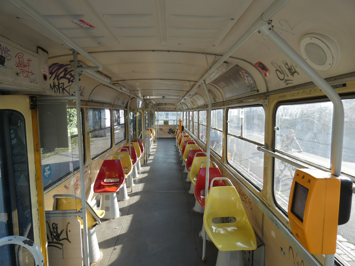 Zágráb, Tatra B4YU — 829