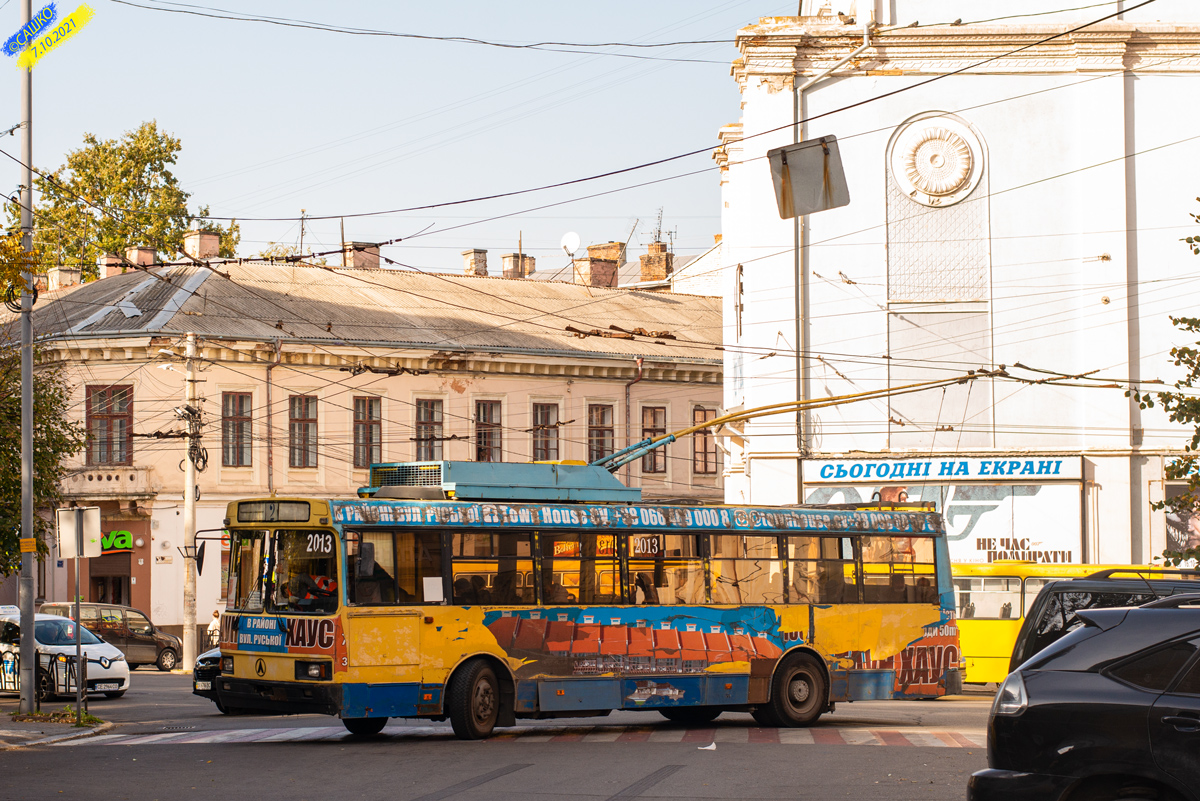 Черновцы, ЛАЗ-52522 № 2013