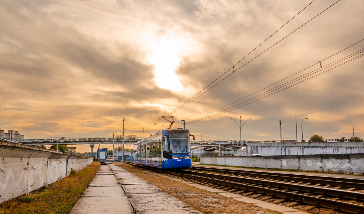 Kijów, PESA 71-414K-2 (Fokstrot) Nr 703