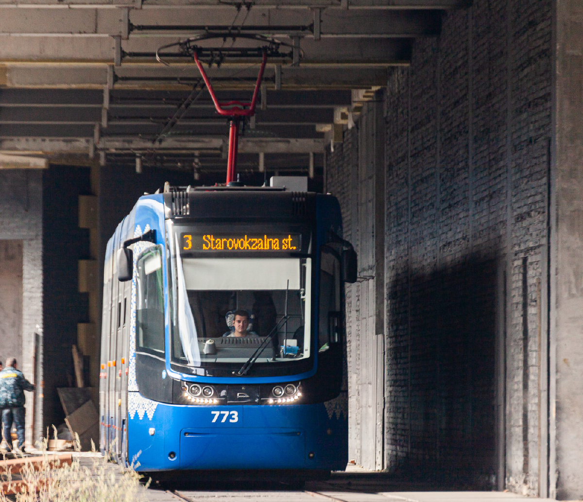 Київ, PESA 71-414К (Fokstrot) № 773