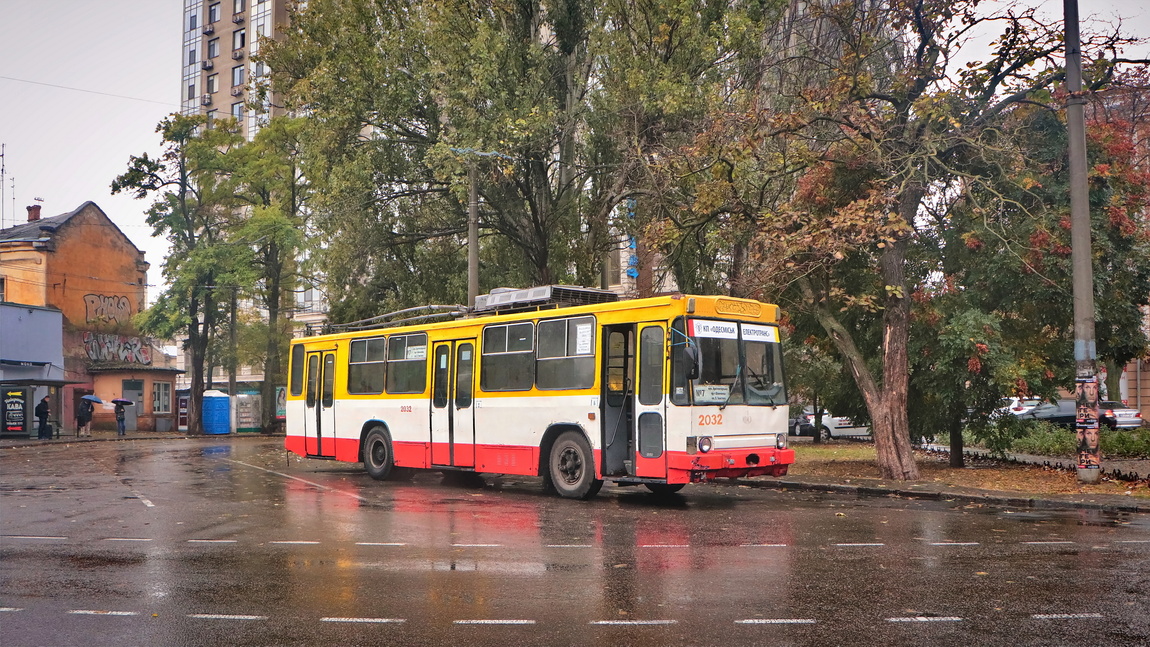Одесса, ЮМЗ Т1Р (Т2П) № 2032