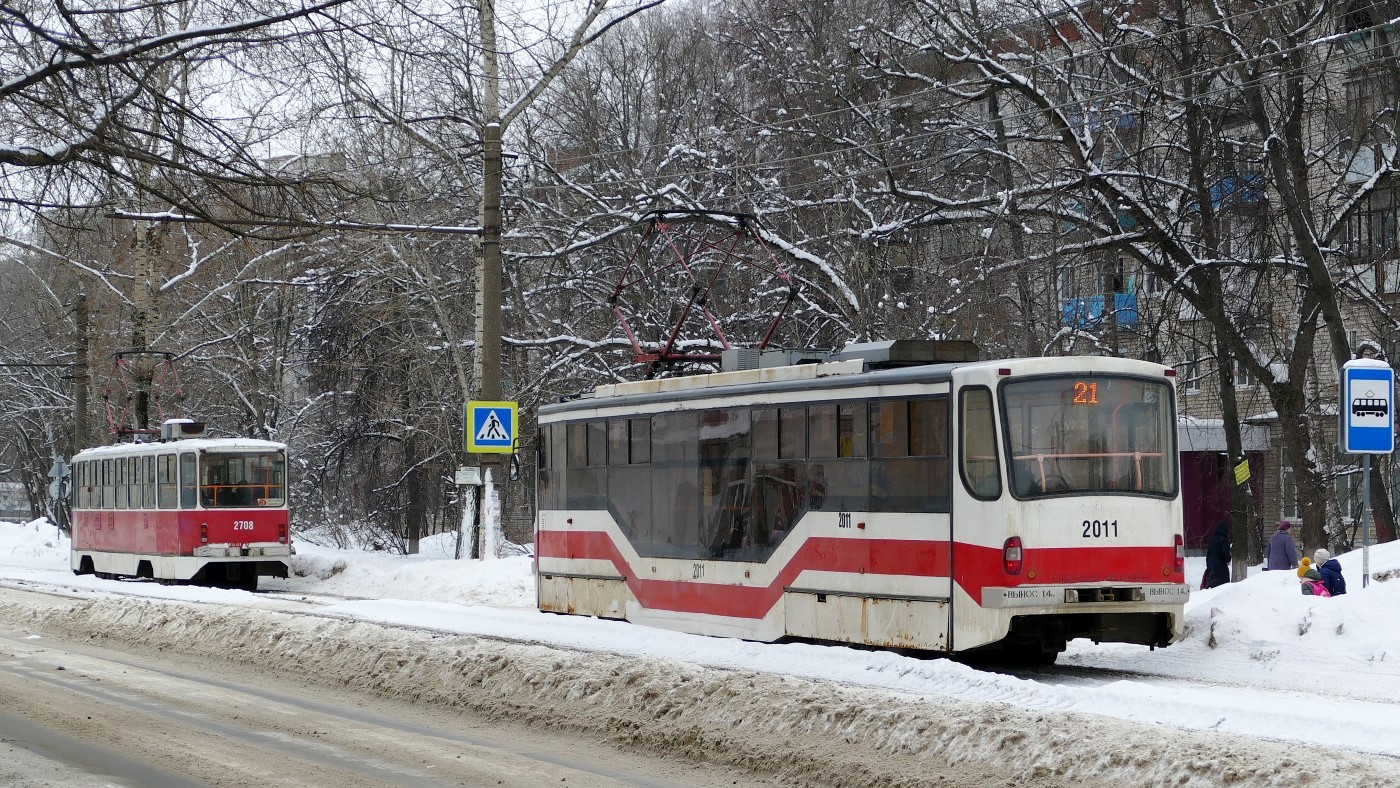 Nizhny Novgorod, 71-403 # 2708; Nizhny Novgorod, 71-407 # 2011 Nizhny Novgorod, 71-403 # 2708; Nizhny Novgorod, 71-407 # 2011