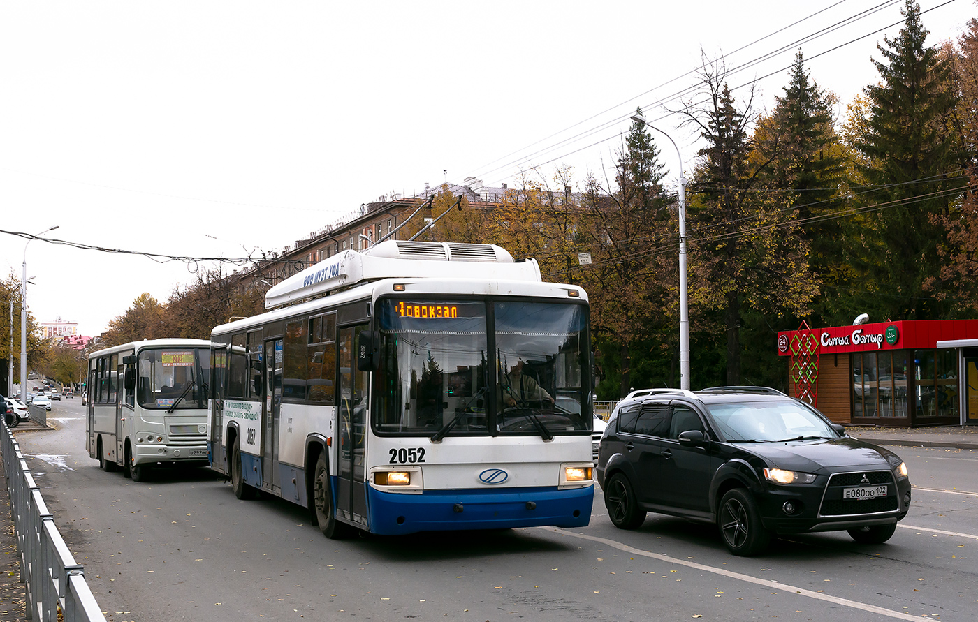 Уфа, БТЗ-52767 № 2052