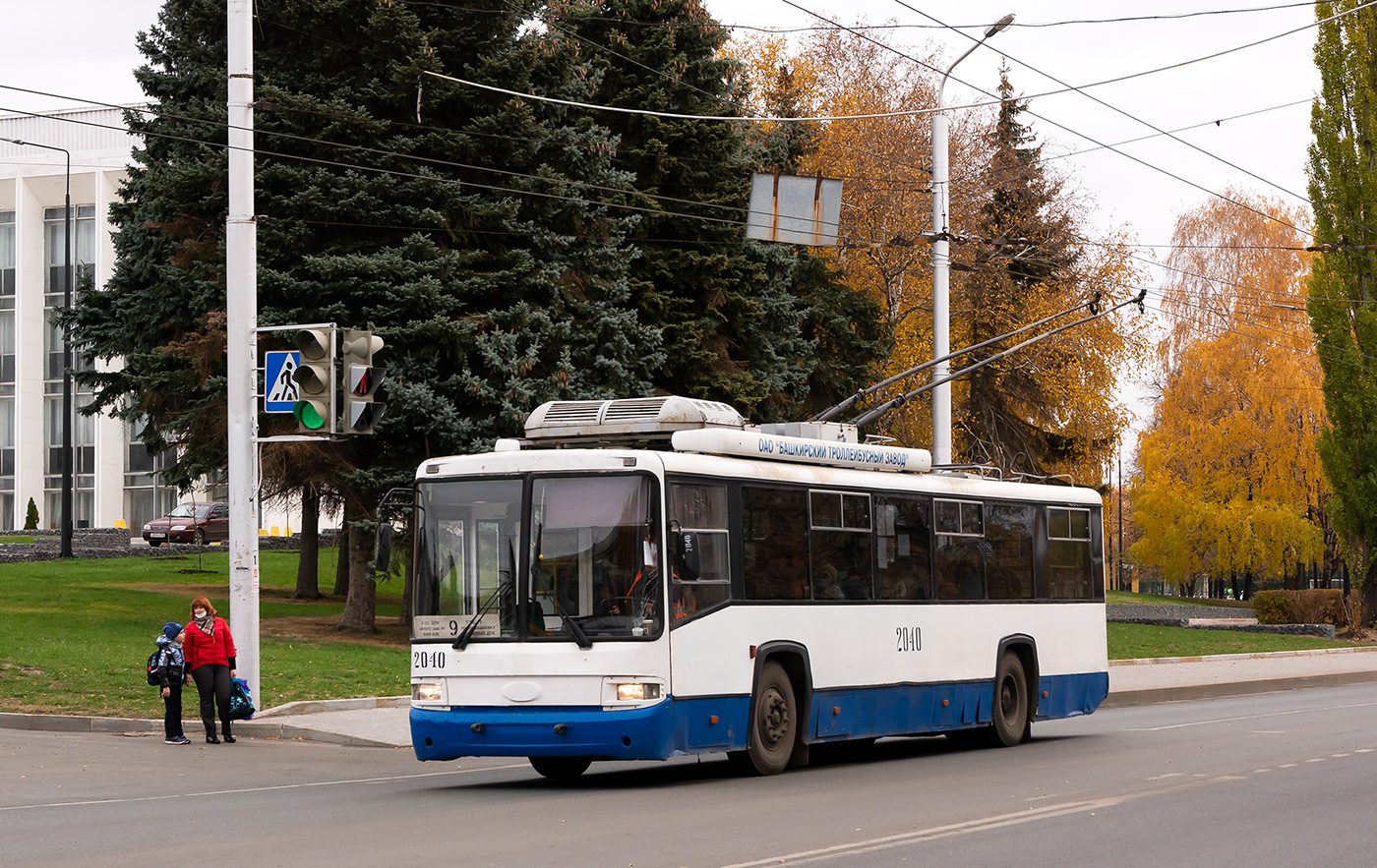 Уфа, БТЗ-52767А № 2040