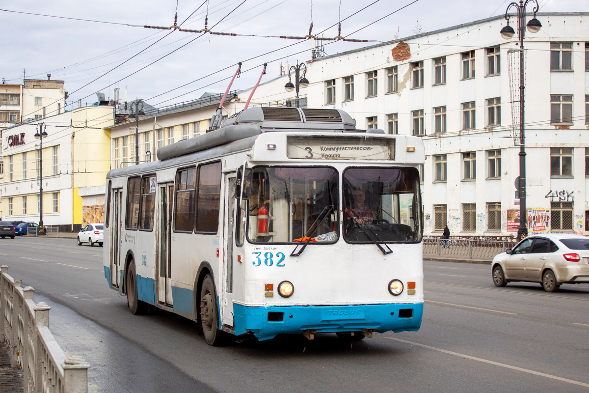 Jekatyerinburg, BTZ-5276-04 — 382