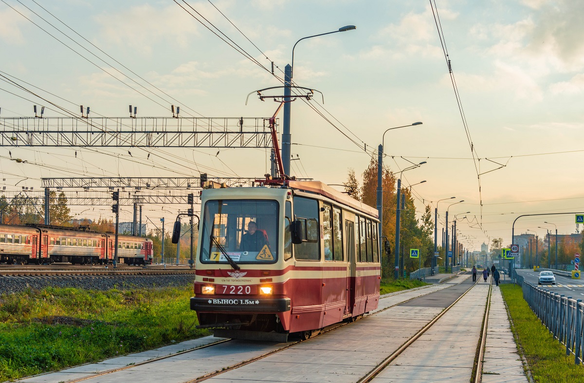 Санкт-Петербург, ТС-77 № 7220 Санкт-Петербург, ТС-77 № 7220