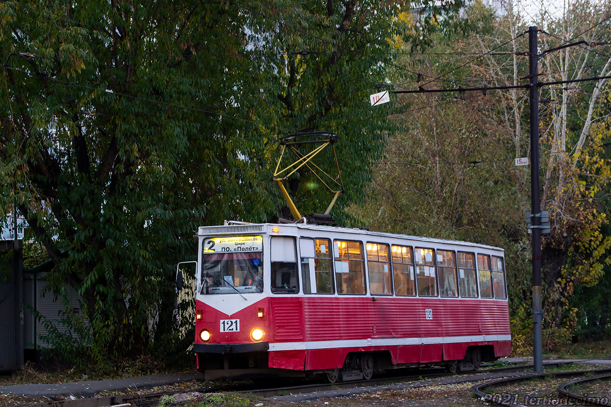 Омск, 71-605 (КТМ-5М3) № 121
