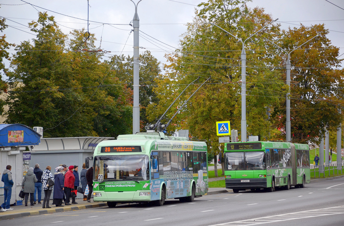Гомель, БКМ 32102 № 1821