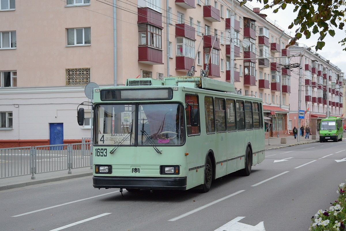 Гомель, БКМ 201А7 № 1693