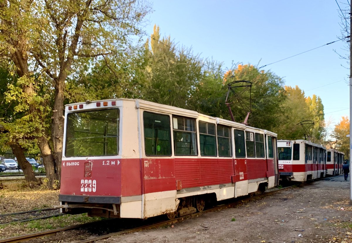 Saratov, 71-605 (KTM-5M3) Br. 2239
