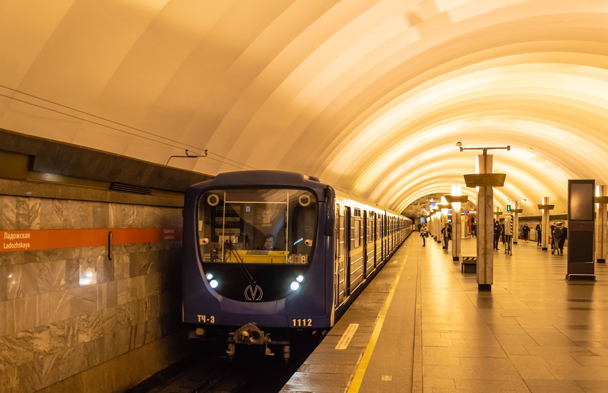 Санкт-Петербург, 81-717.5П № 1112