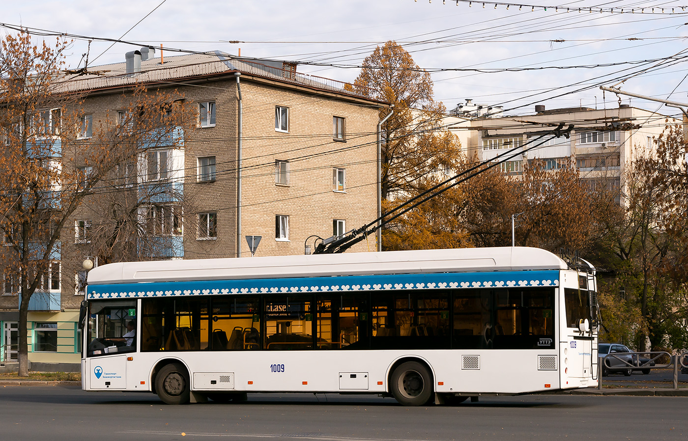 Уфа, УТТЗ-6241.01 «Горожанин» № 1009