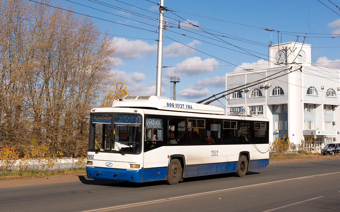 Уфа, БТЗ-52767 № 2052