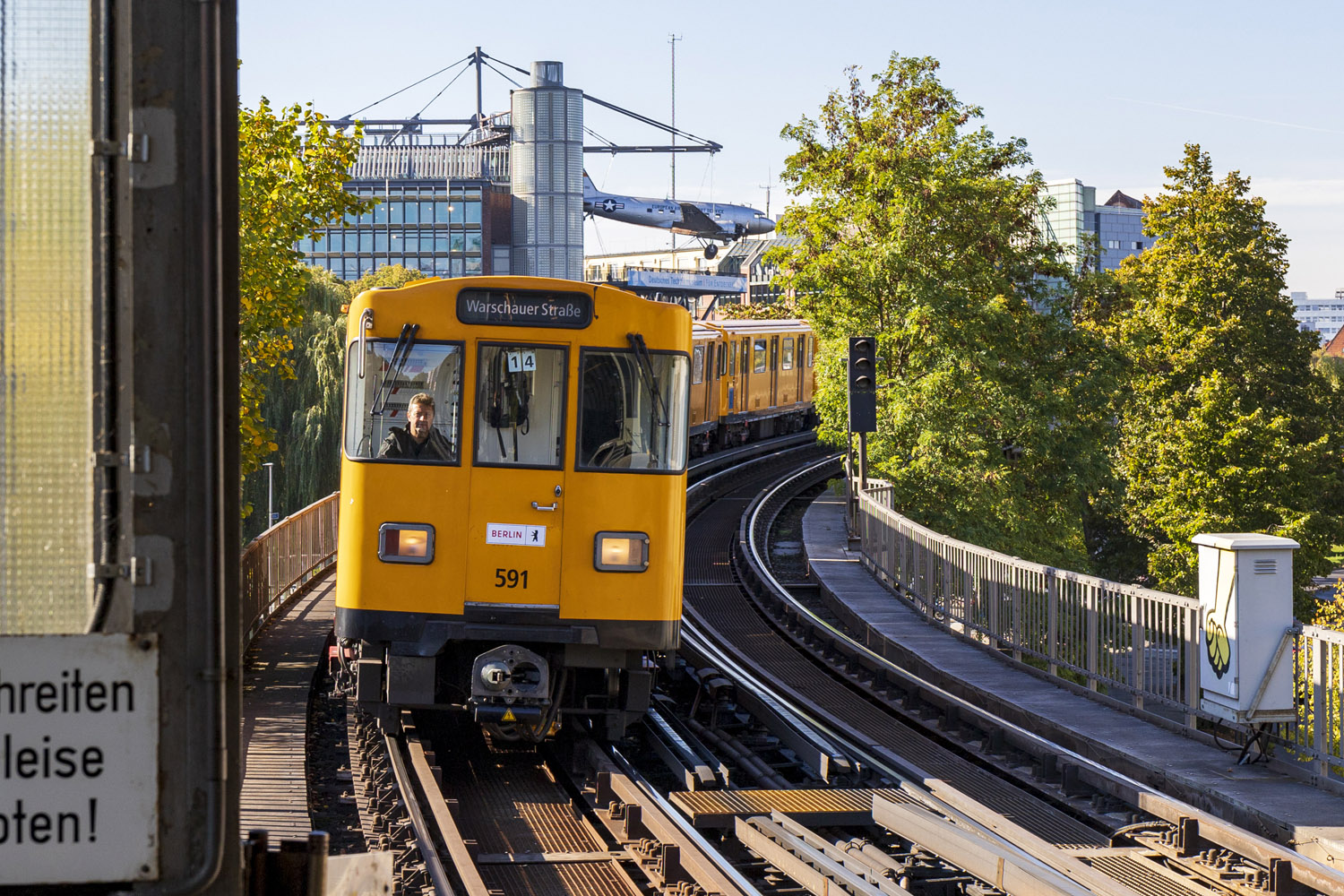 Берлин, BVG A3L92.2 № 591