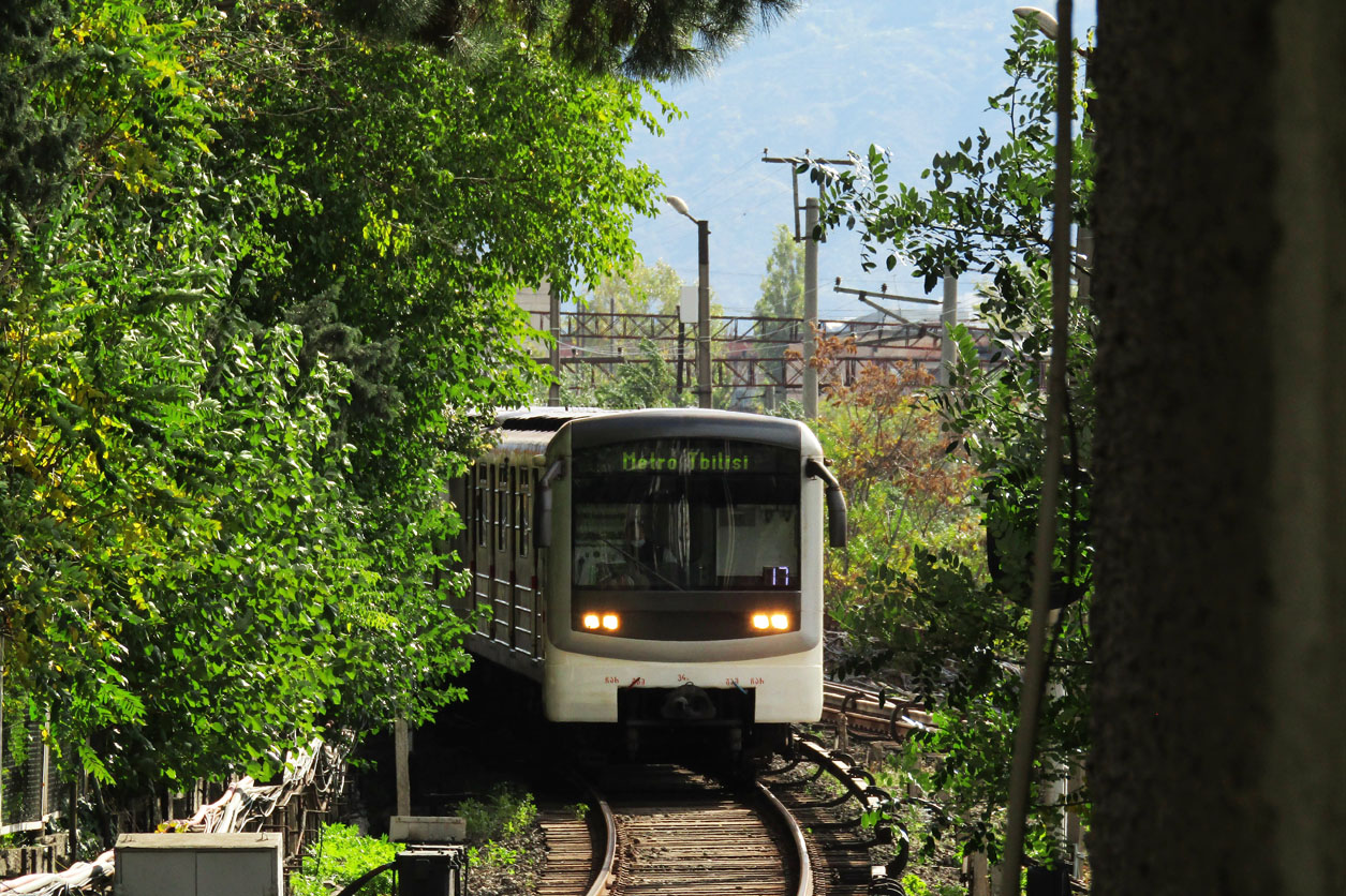 Tbiliszi, Еzh3M — 9033; Tbiliszi — Metro