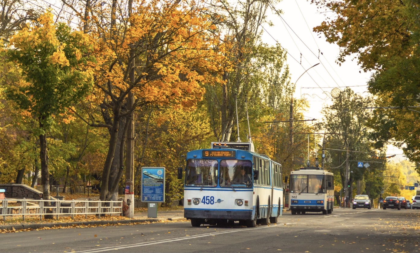 Херсон, ЗиУ-683В01 № 458