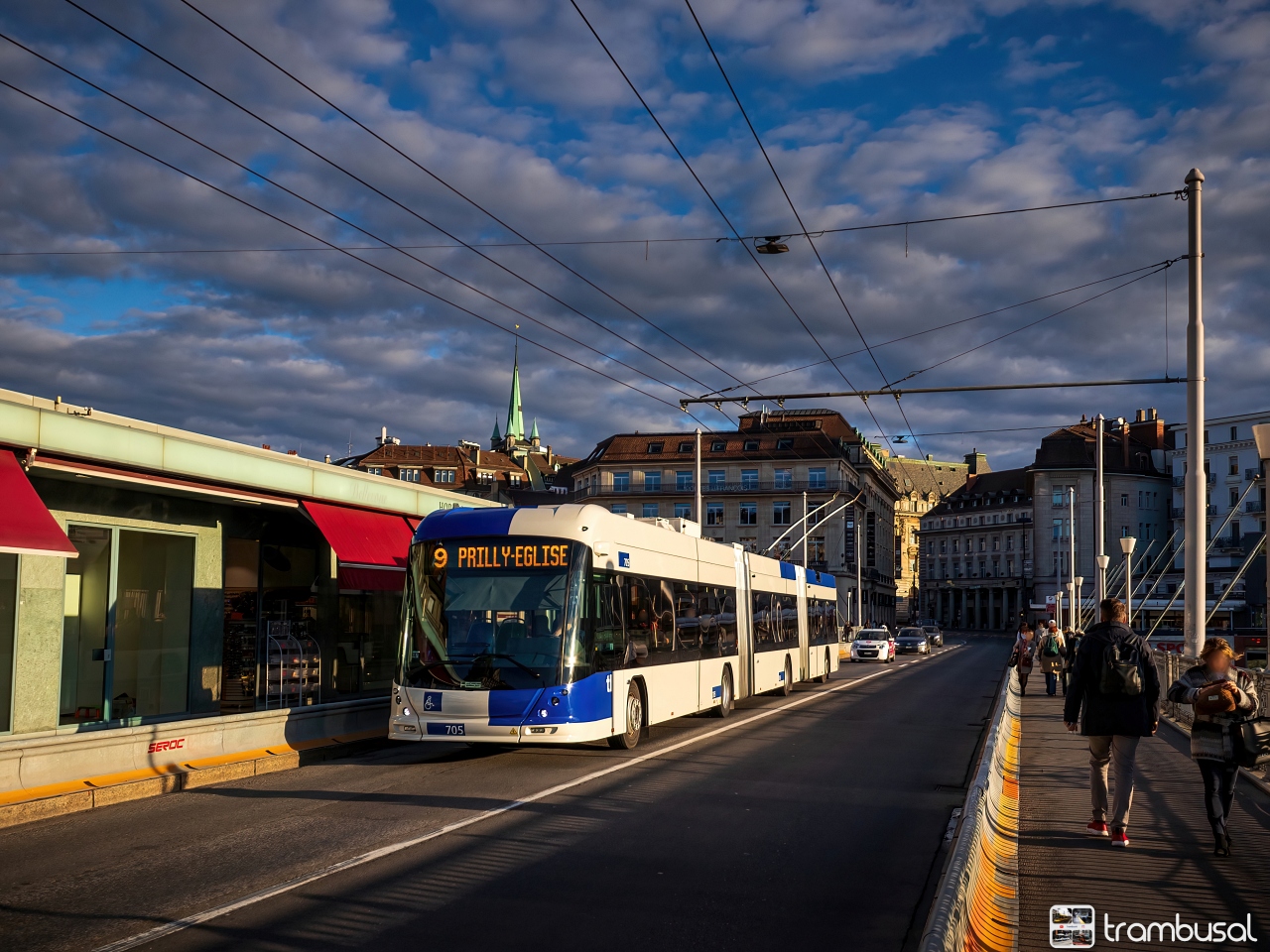 Lausanne, Hess lighTram 25 DC № 705