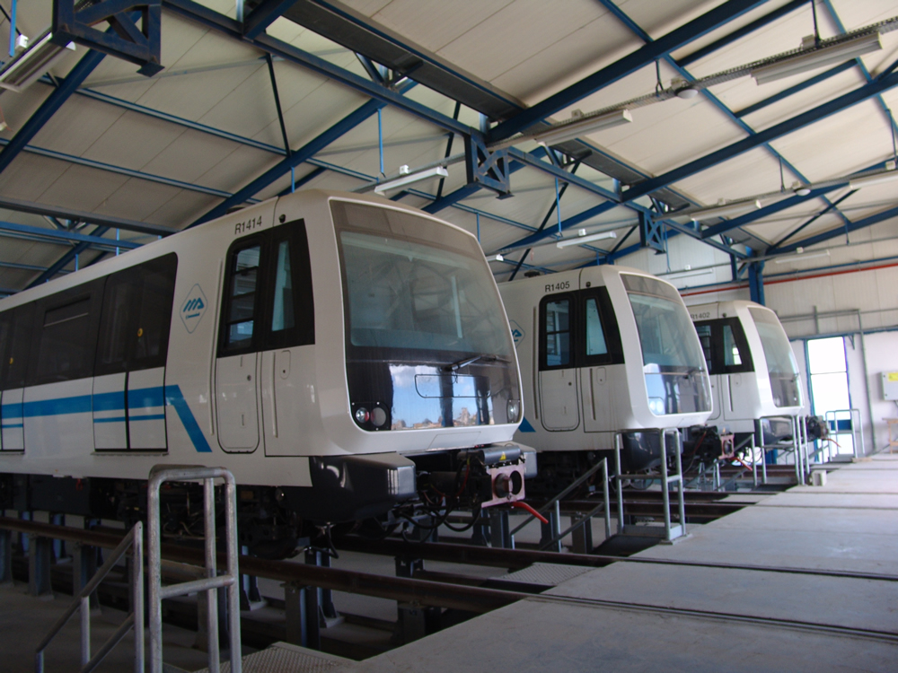 Алжир, CAF MA300 № R1414; Алжир, CAF MA300 № R1405; Алжир, CAF MA300 № R1402; Алжир — Depot Metro
