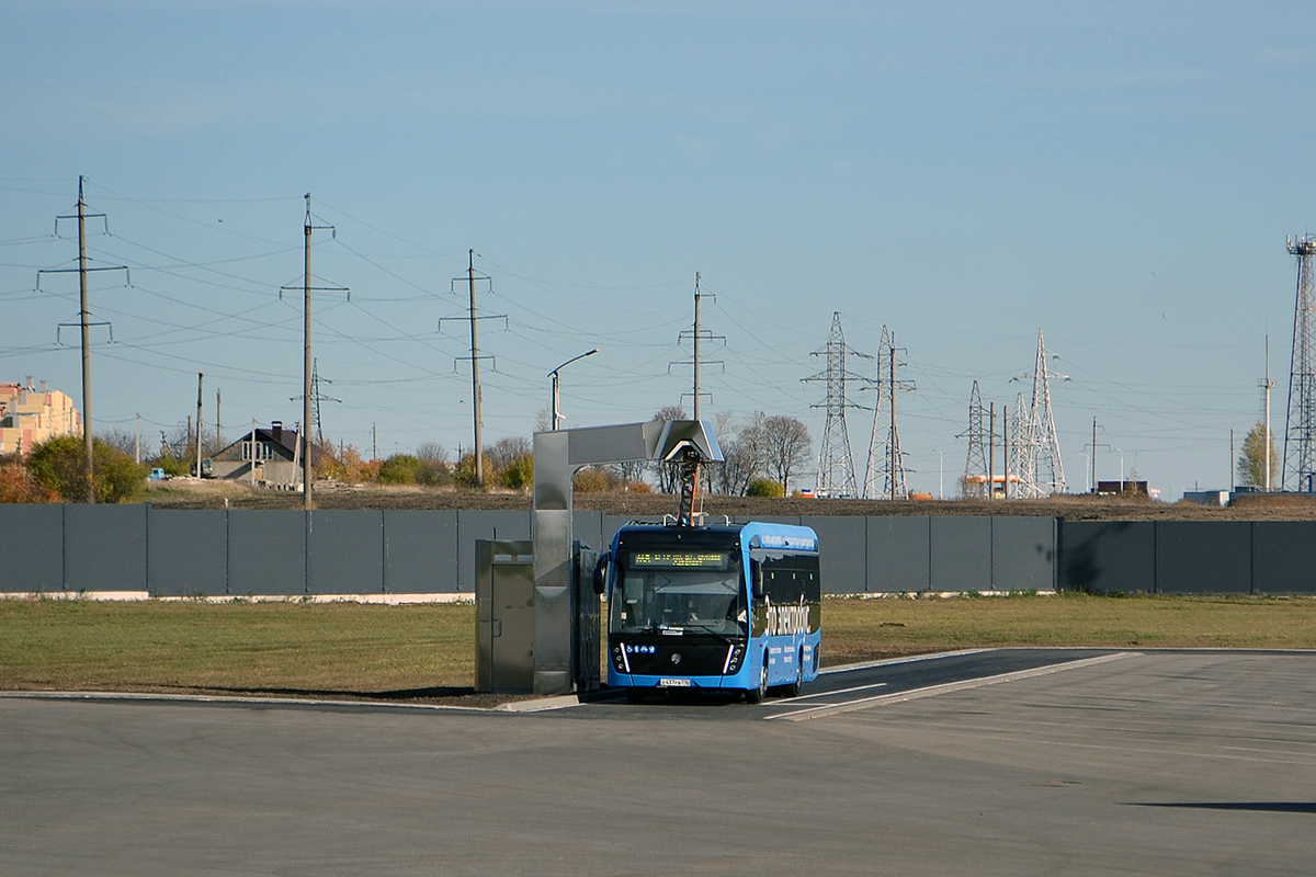 Belgorod, KAMAZ-6282 Nr. Е 437 РВ 716