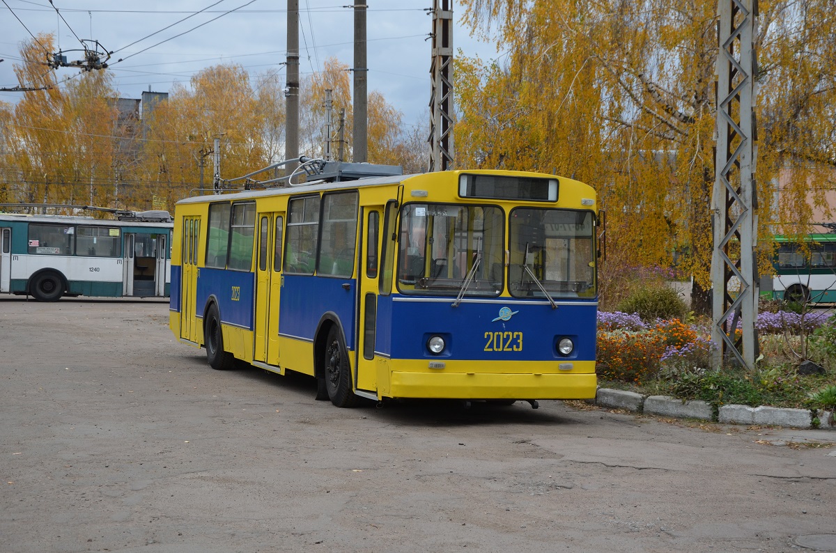 Житомир, ЗиУ-682В-013 [В0В] № 2023