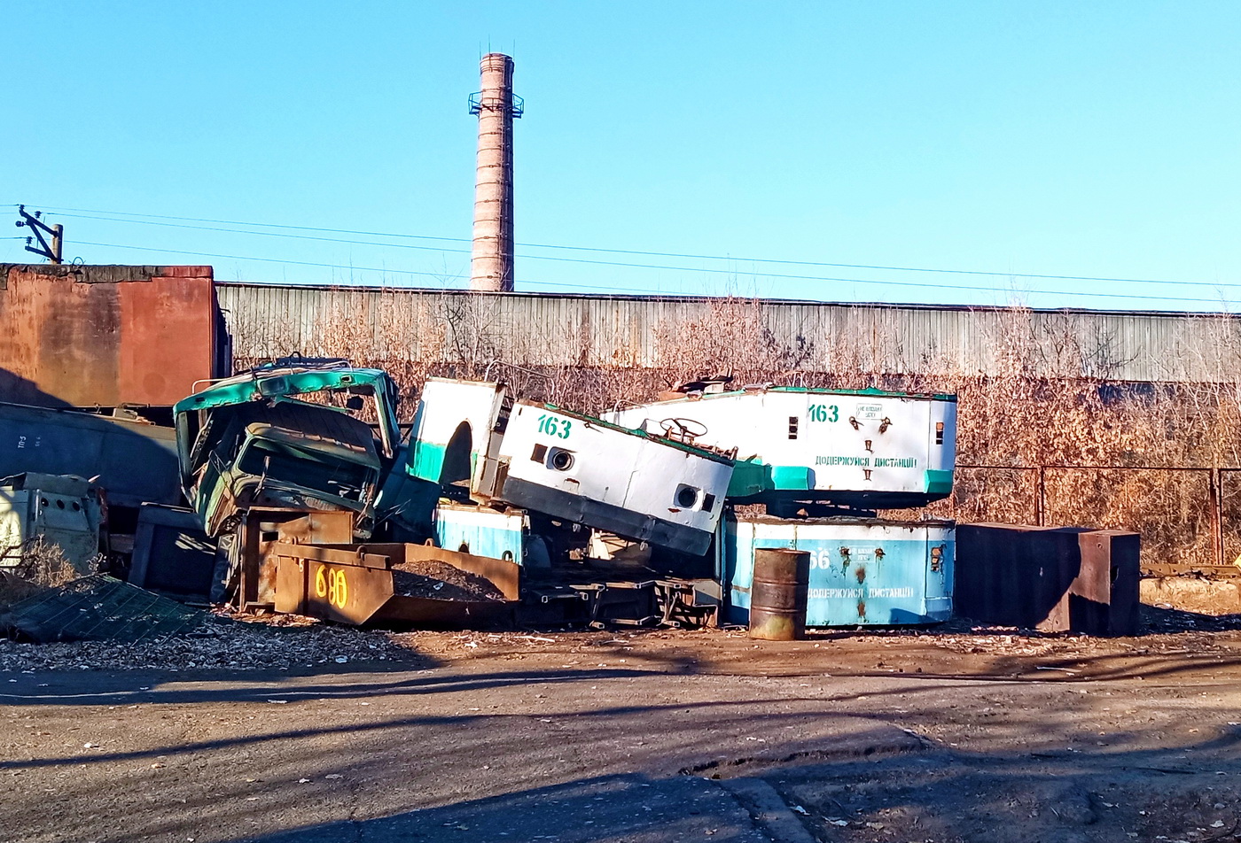 Бахмут, ЗиУ-682Г [Г00] № 163; Бахмут, ЗиУ-682Г [Г00] № 166