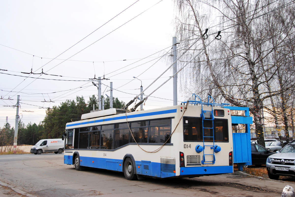 Дзержинск, СВАРЗ-МАЗ-6235.00 № 014