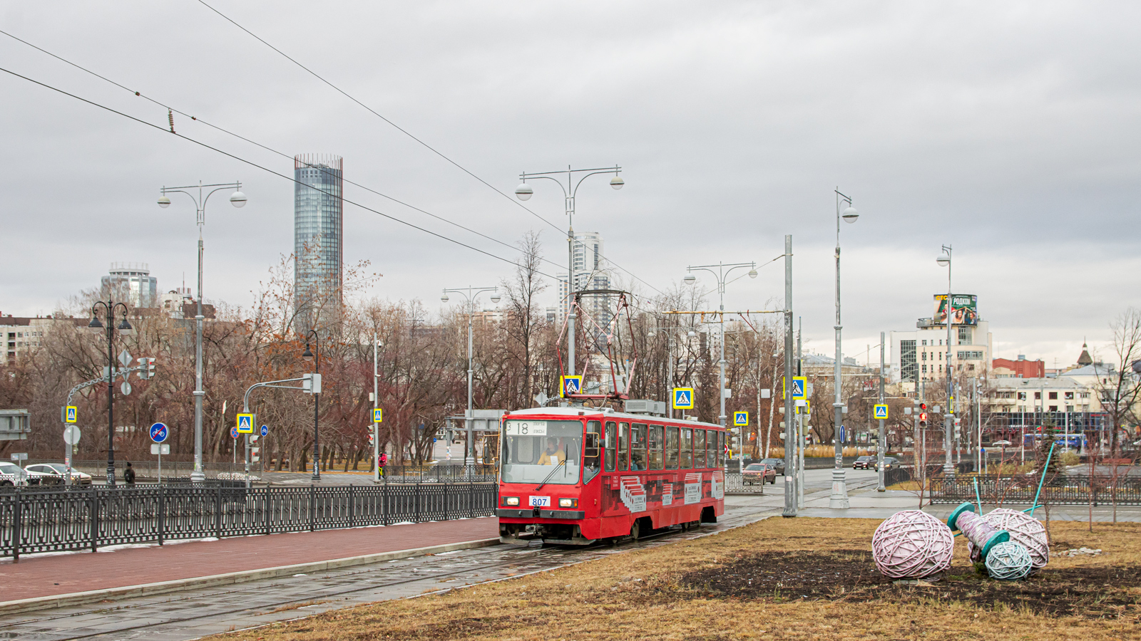 Екатеринбург, 71-402 № 807 Екатеринбург, 71-402 № 807