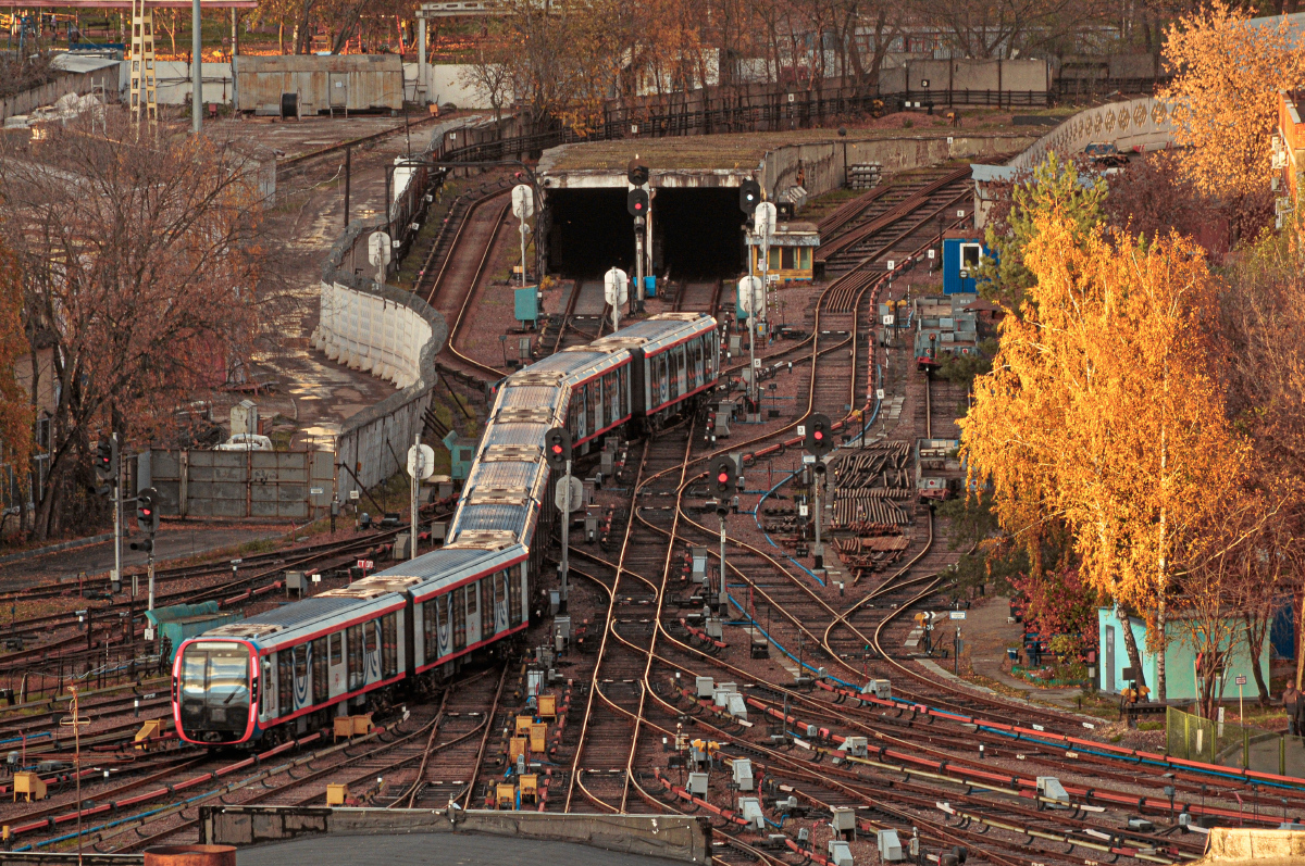Moscow — Metro — [6] Kaluzhsko-Rizhskaya Line; Moscow — Metro — Vehicles — Type 81-775/776/777 «Moskva-2020» and 81-775.2/776.2/777.2 «Moskva-2024»