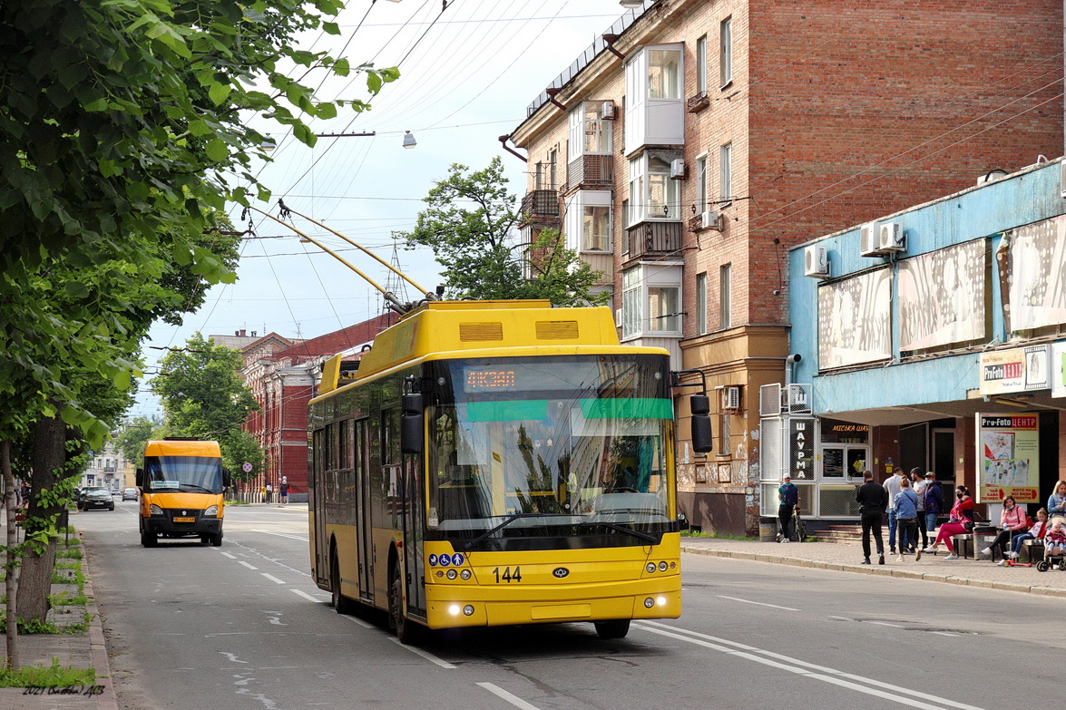 Poltava, Bogdan T70117 Br. 144