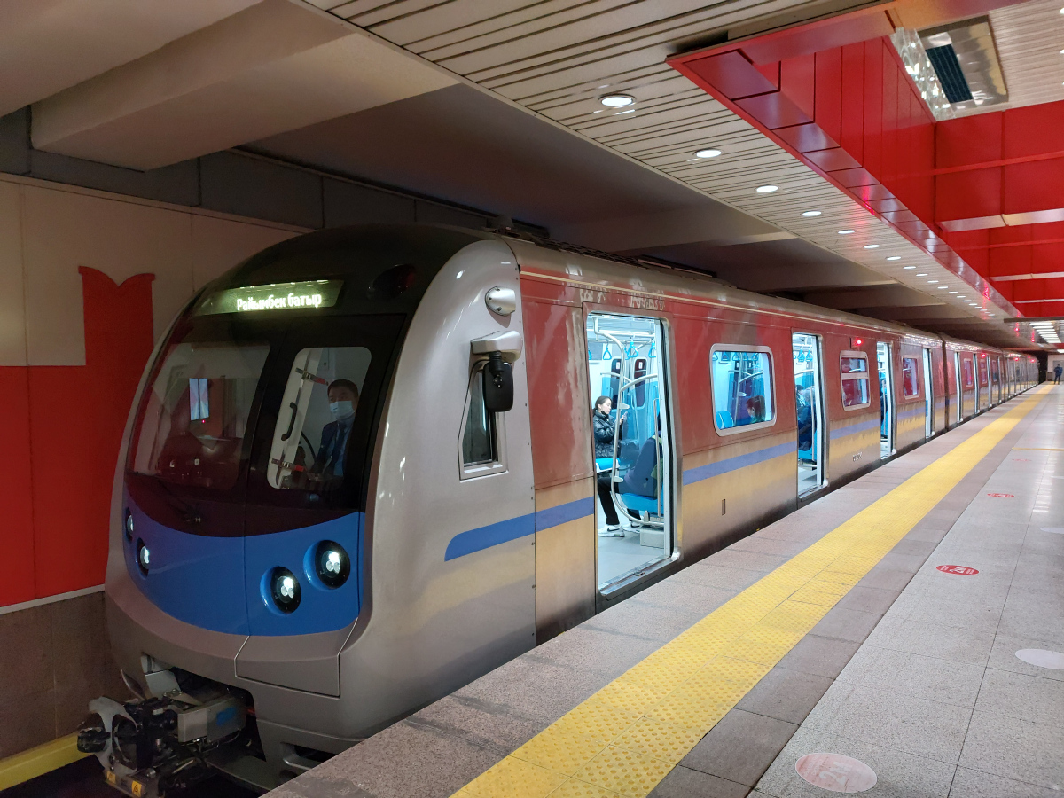 Alma-Ata, Hyundai Rotem č. 08004