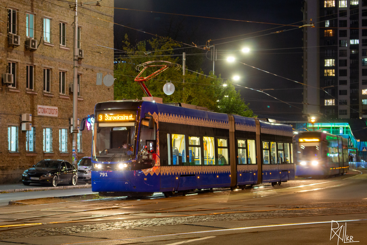 Kijev, PESA 71-414K (Fokstrot) Br. 791