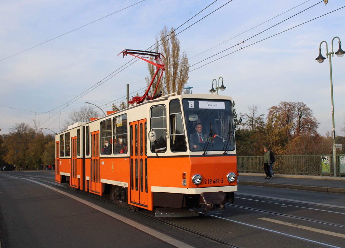 Berlin, Tatra KT4D Nr. 219 481-3; Berlin — Eröffnung der Linie Adlershof-Schöneweide, offizieller Tatra-Abschied