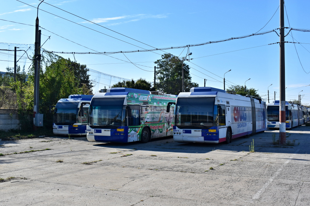 Ploiești, Neoplan 361 N6121 Nr. 5911