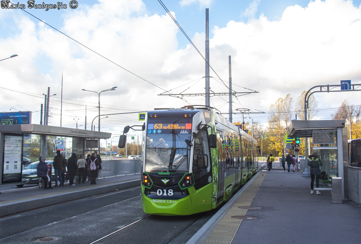 Sankt Peterburgas, Stadler B85600M nr. 018