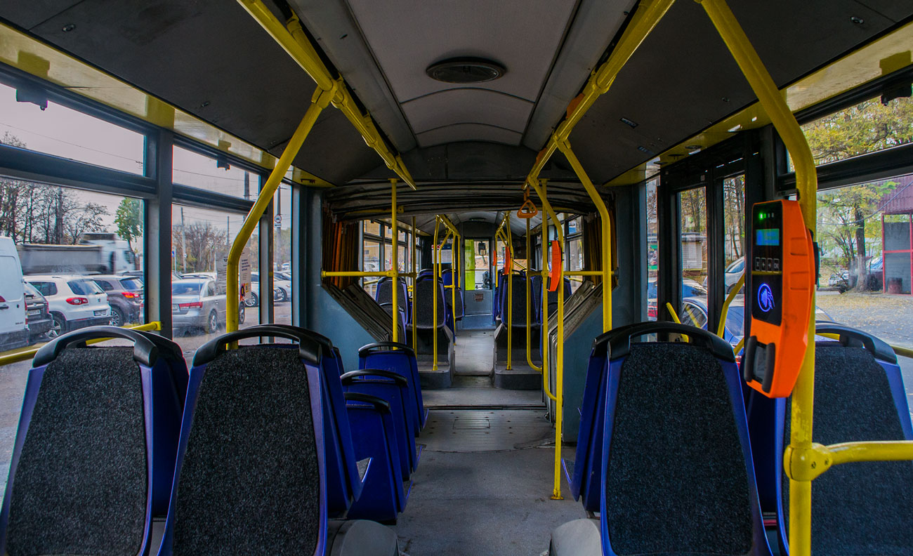 Киев, ЛАЗ E301D1 № 1613