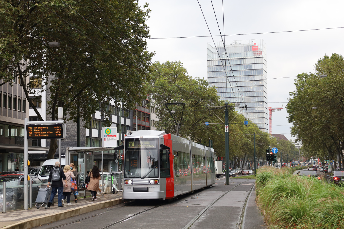 Düsseldorf, Duewag NF6 # 2120 Düsseldorf, Duewag NF6 # 2120