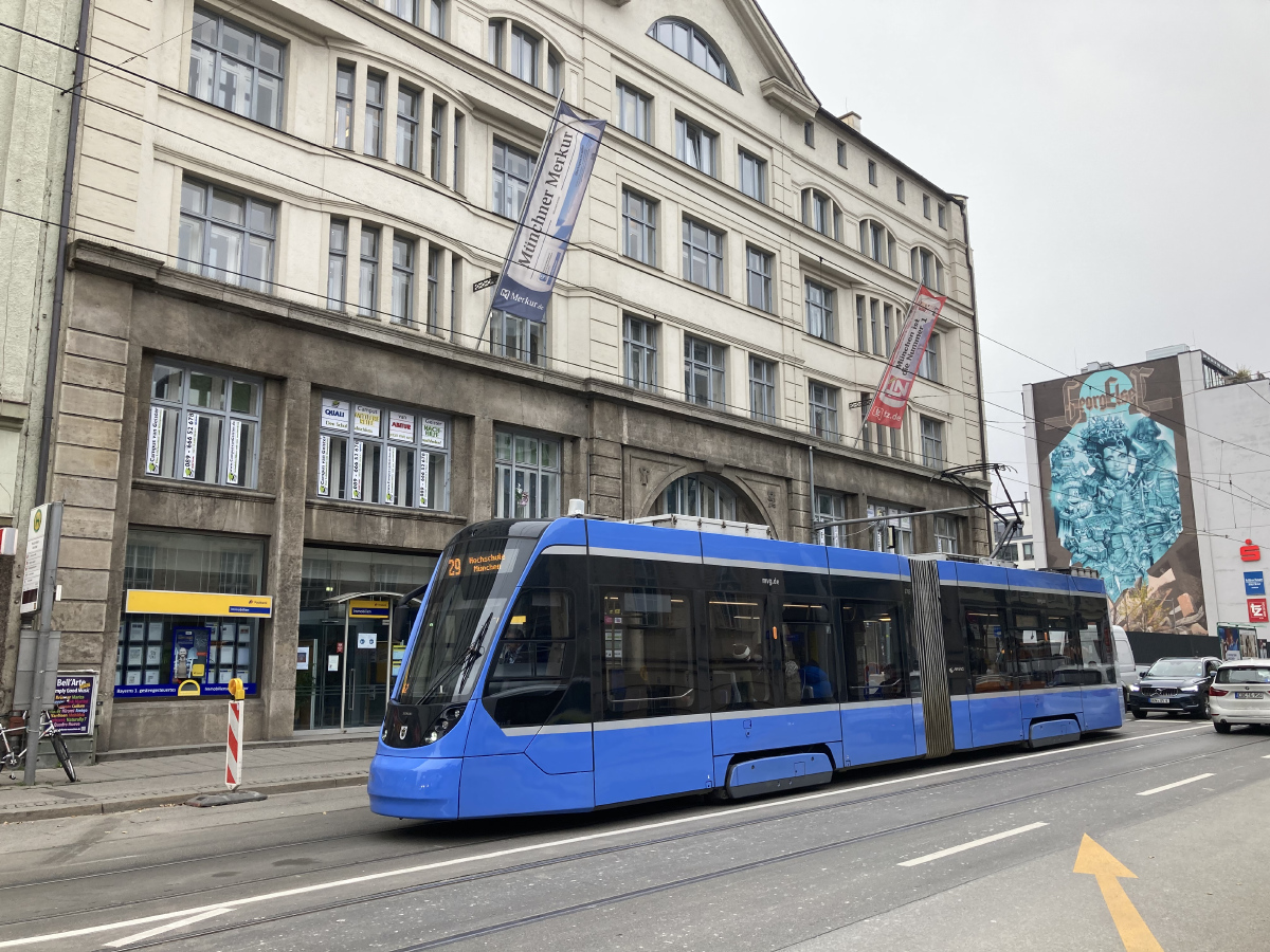 Мюнхен, Siemens Avenio T2.7 № 2705