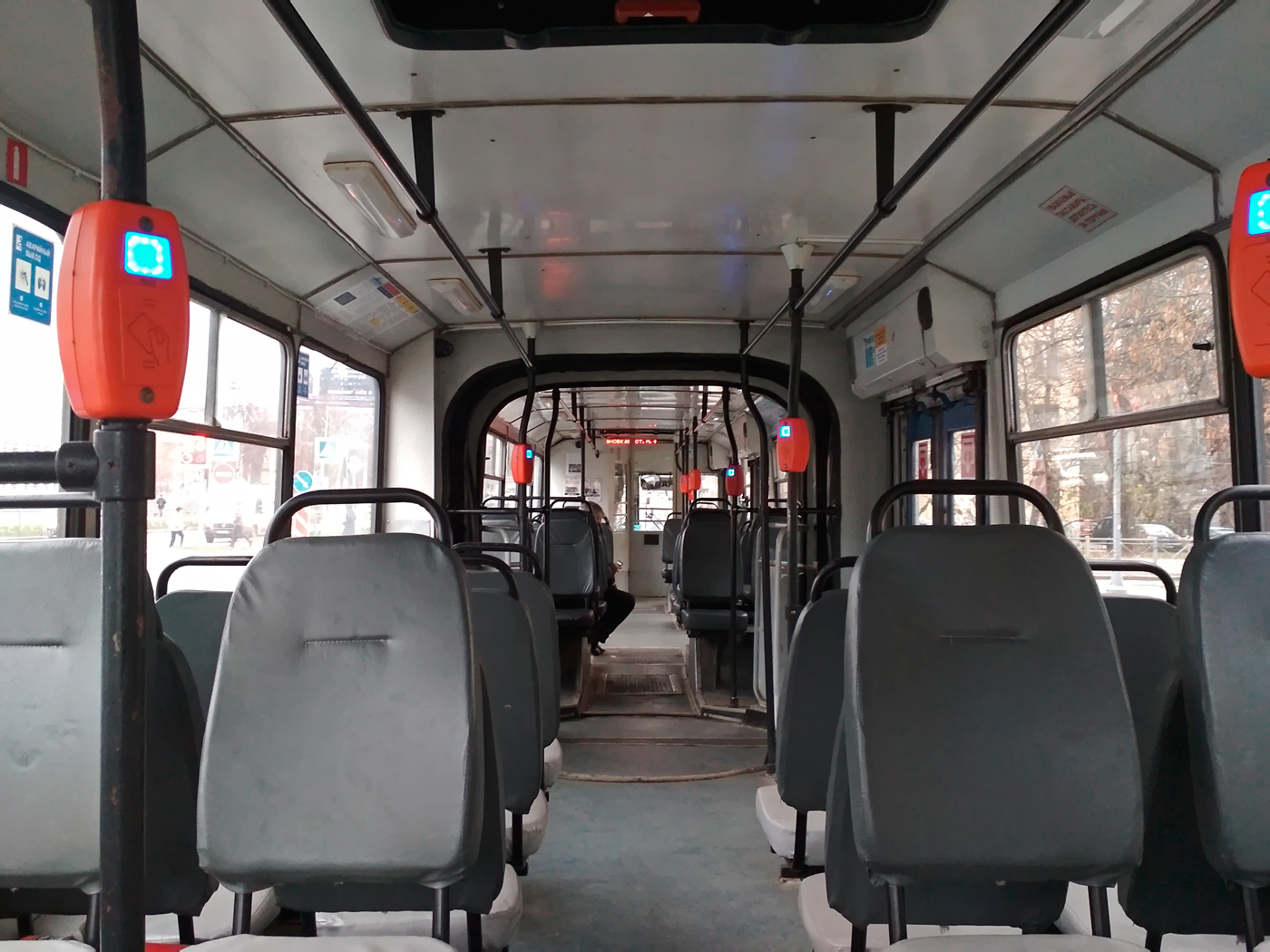 Санкт-Петербург, ВМЗ-6215 № 5122