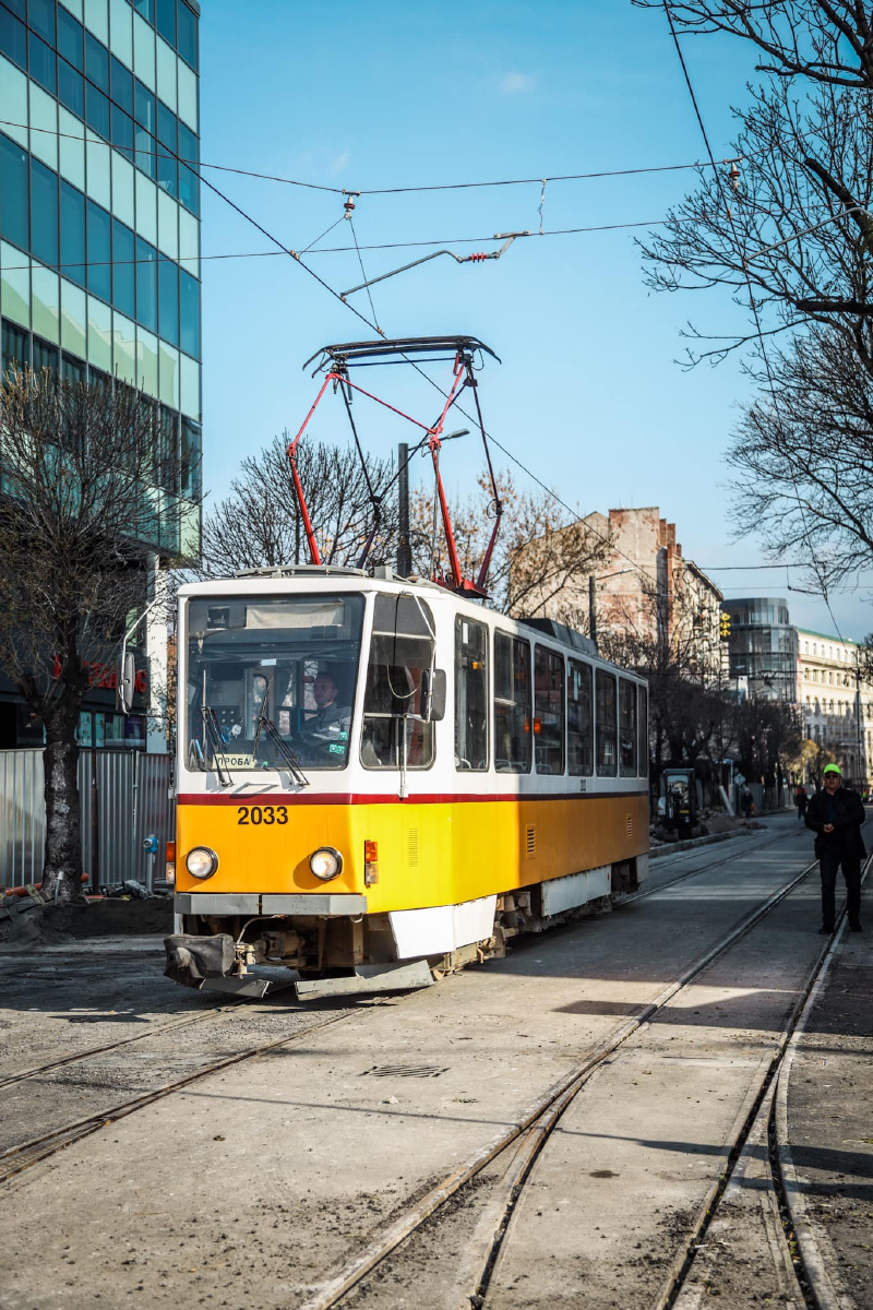 София, Tatra T6A2B № 2033; София — Основен ремонт на трамвайното трасе по улица Алабин, Булевард Цар Борис III, Булевард Тотлебен и Булевард Македония — 2021 — 2022 София, Tatra T6A2B № 2033; София — Основен ремонт на трамвайното трасе по улица Алабин, Булевард Цар Борис III, Булевард Тотлебен и Булевард Македония — 2021 — 2022