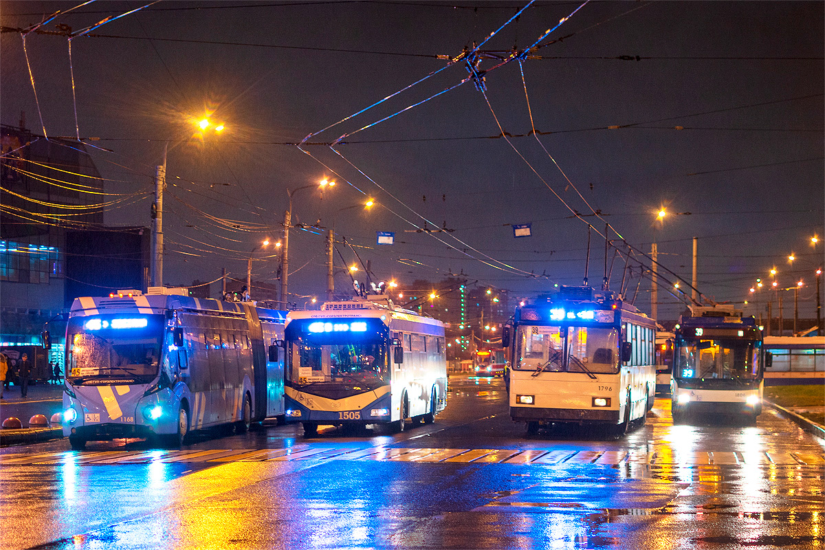 Санкт-Петербург, БКМ 433030 Vitovt Max II № 1168; Санкт-Петербург, БКМ 321 № 1505; Санкт-Петербург, ВМЗ-5298-22 № 1796